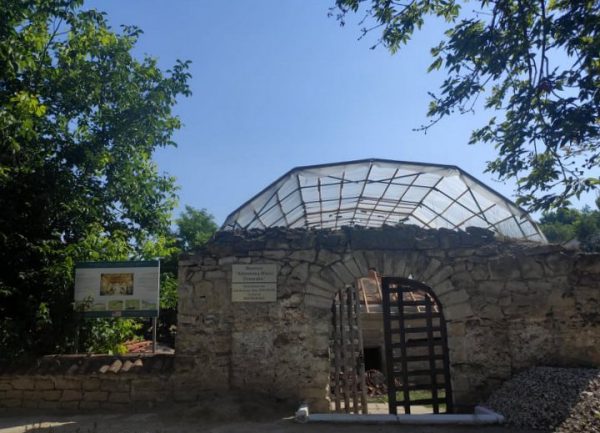 Continuă restaurarea Bisericii  „Adormirea Maicii Domnului” din orașul Căușeni