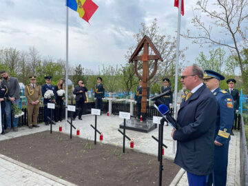 Înveșnicirea memoriei a patru eroi români la Baimaclia, raionul Căușeni